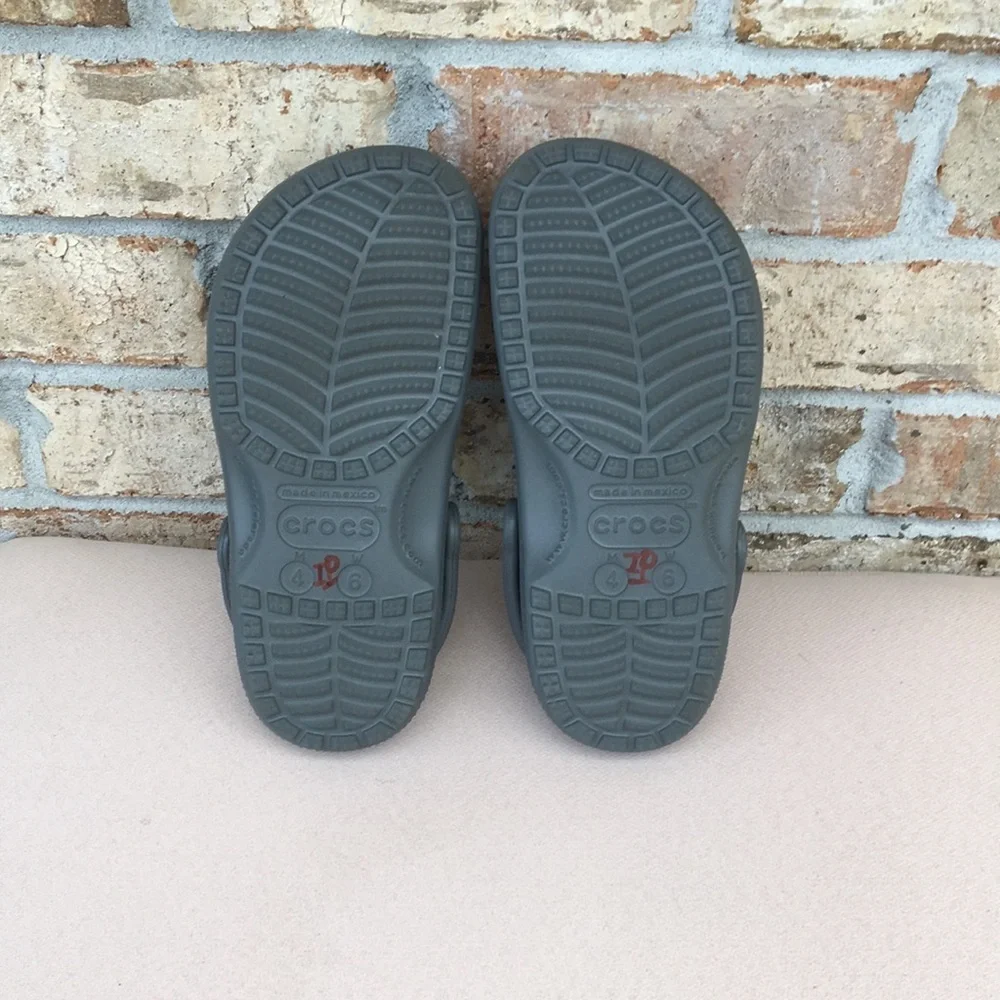 CROCS it says
